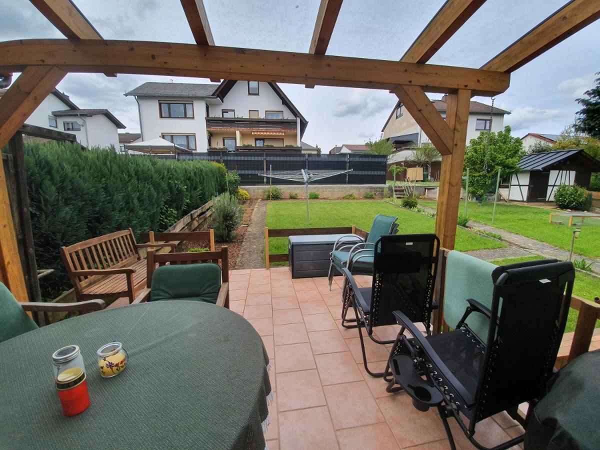 Ferienwohnung Woelbert Altendiez Exterior photo